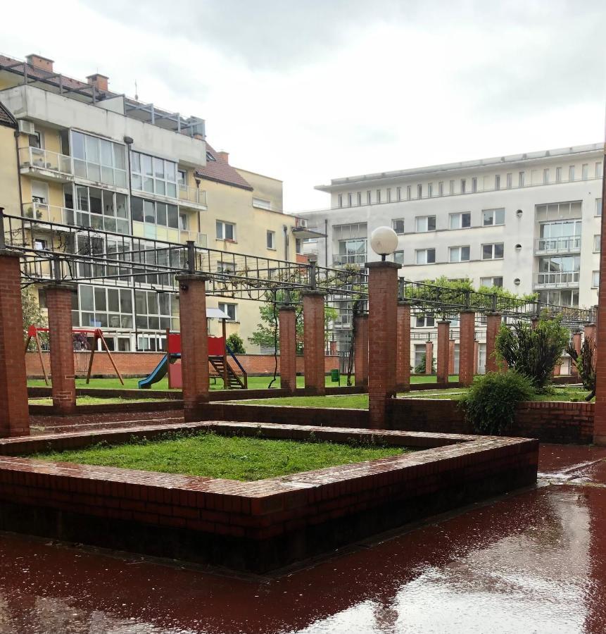 Apartment Green - Grey Λιουμπλιάνα Εξωτερικό φωτογραφία